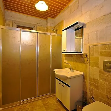 Cappadocia Stone Palace فندق غوريمِيه
